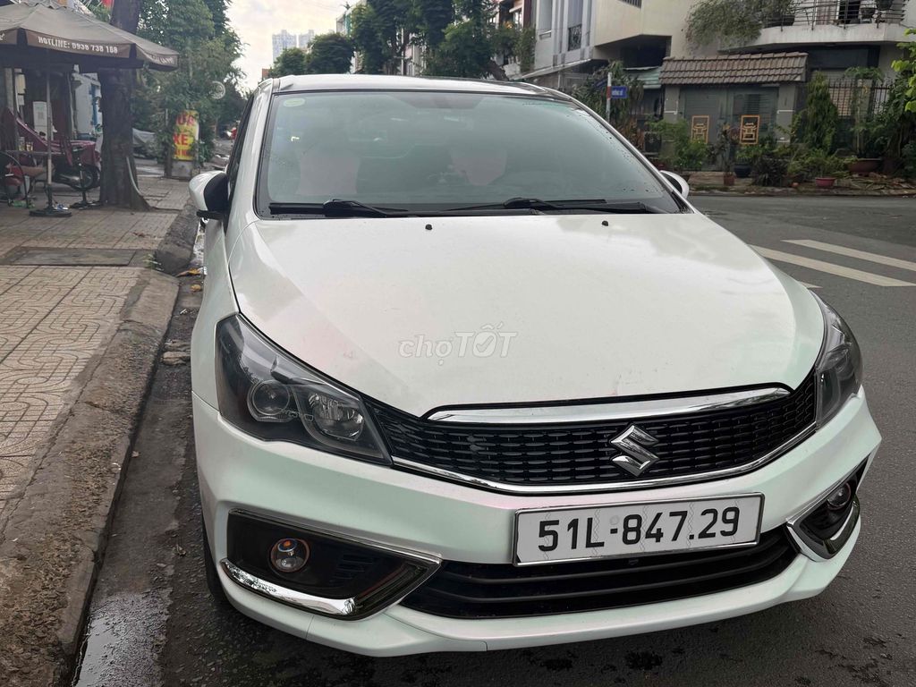 Седан Suzuki Ciaz Automatic белый