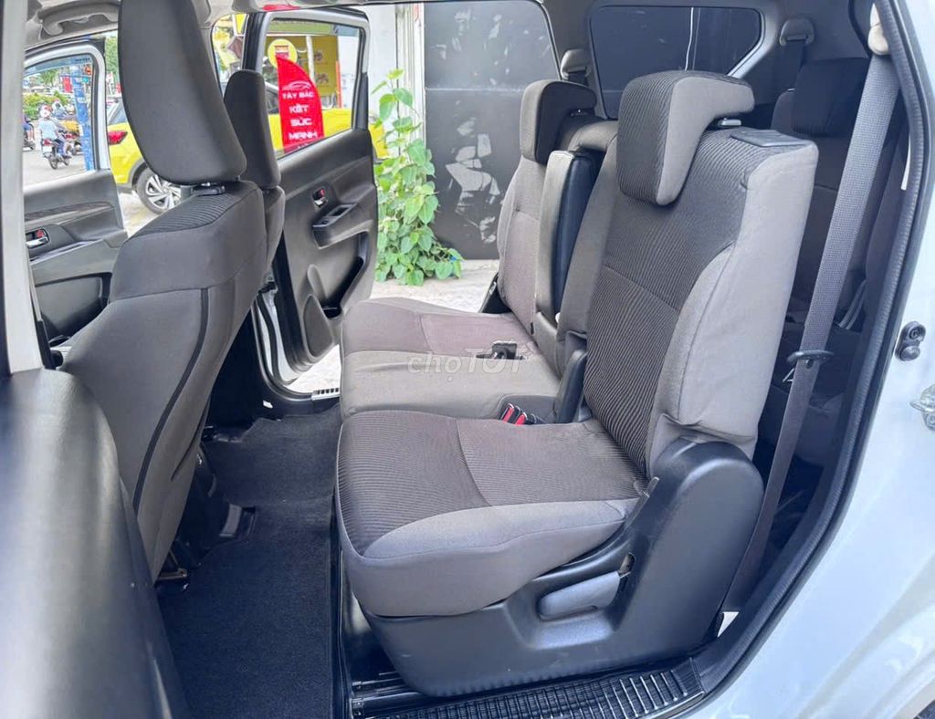 Suzuki Ertiga 2022 hybrid AT cực mới. Mua bán Ô tô tại Quận 12 Tp Hồ Chí Minh được đăng bởi NHI Ô TÔ AN SƯƠNG hình 13