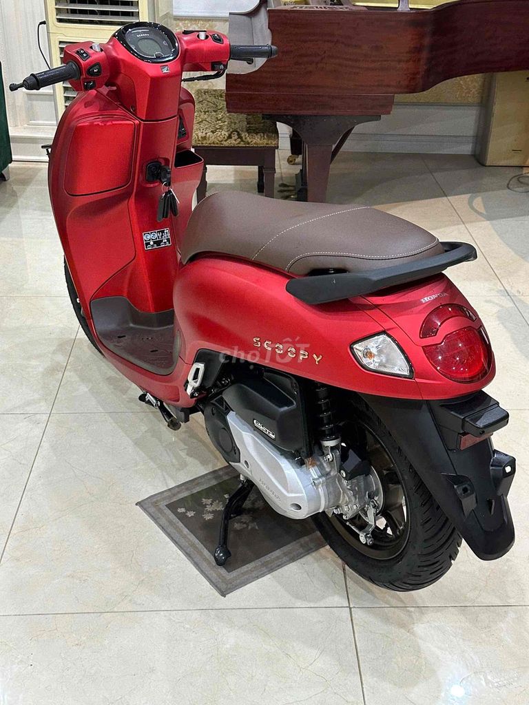 Мопед Honda Scoopy 2026 красный б/у импорт из Индонезии