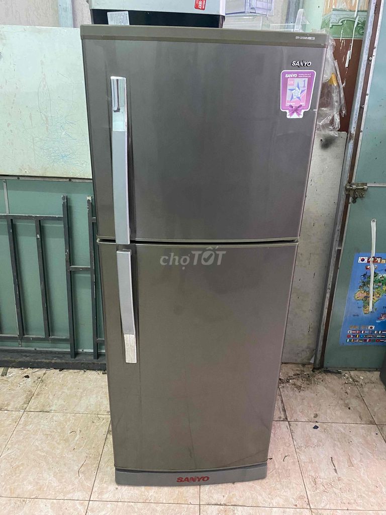 tủ lạnh Sanyo 250L zin bao ship có bh