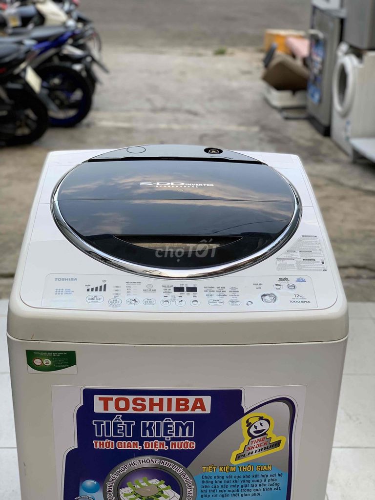 Máy Giặt Toshiba 12kg inverter Mới 90%