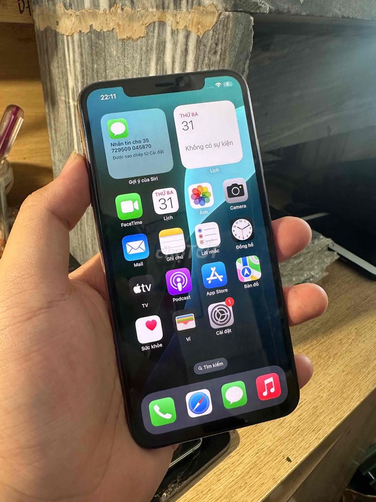 Apple iPhone XS Max 256GB Vàng. Mua bán Điện thoại tại Quận Cẩm Lệ Đà Nẵng được đăng bởi Nguyễn Văn Công Thành hình 1