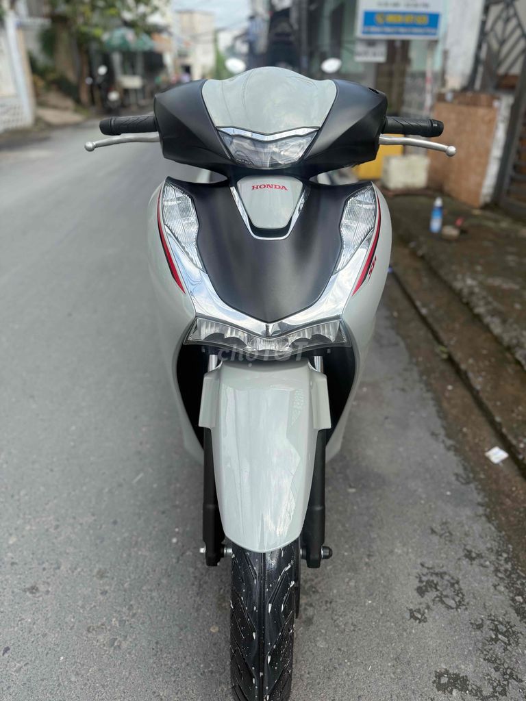 SH 160 ABS 2024 Lướt 3900k B65 GÓP CẦN CCCD ĐỦ 18t. Mua bán Xe máy tại Quận Ninh Kiều Cần Thơ được đăng bởi XE MÁY HOÀNG YẾN hình 4