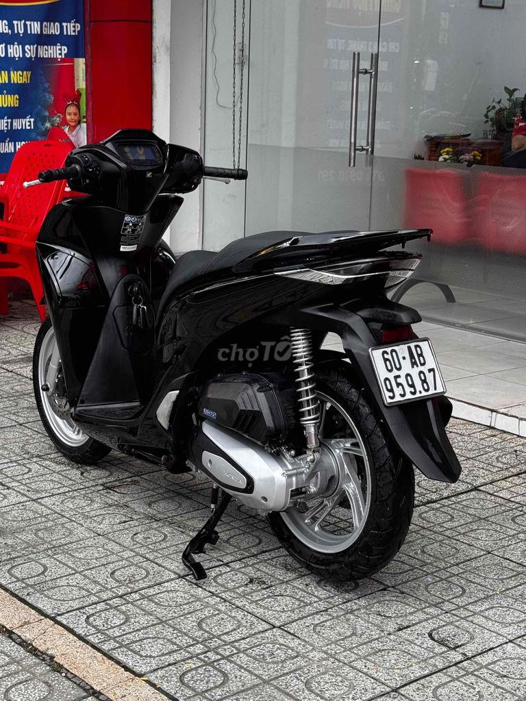 Honda SH 160i ABS 2026 Черный глянец