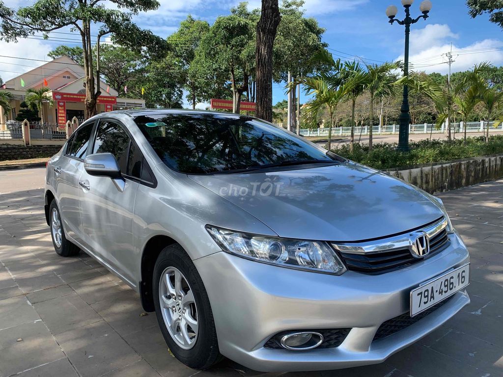 Honda Civic 2014 1.8 AT - 70000 km. Mua bán Ô tô tại Huyện Mang Yang Gia Lai được đăng bởi Đinh Đen hình 2