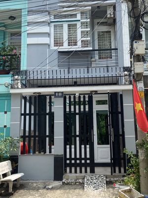 Rent · 3 bd · 80 м² · Quận 8, ул. 3643