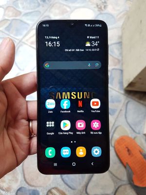 Samsung A20 2sim Màn to đẹp Yutube mượt Pin trâu