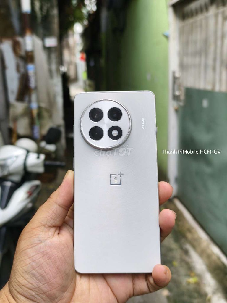 OnePlus Ace 5 12/256GB Titan  máy trần kèm sạc. Mua bán Điện thoại tại Quận Gò Vấp Tp Hồ Chí Minh được đăng bởi Thanh Tri hình 1