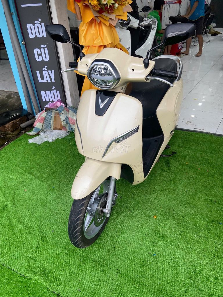 Xe Vinfast Klara A2 2019 màu kem. Mua bán Xe điện tại Quận Tân Bình Tp Hồ Chí Minh được đăng bởi EVBATTERY hình 5
