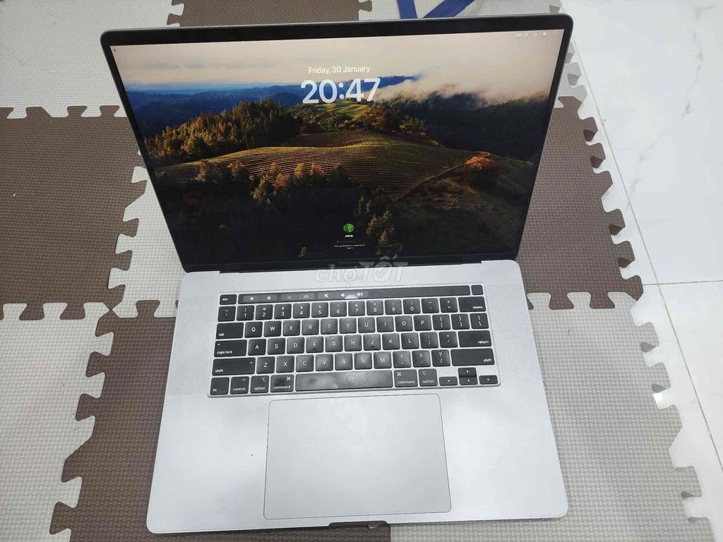 cần bán macbook như hình. Mua bán Laptop tại Quận Liên Chiểu Đà Nẵng được đăng bởi Vin hình 1