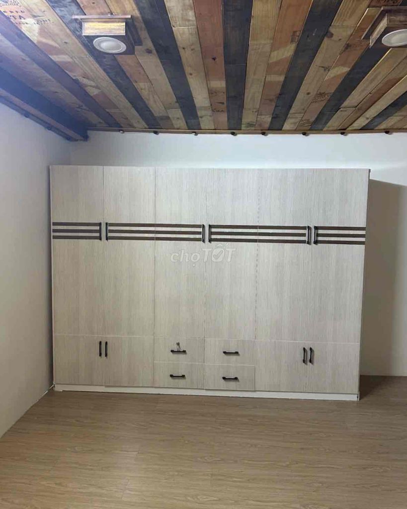 Tủ nhựa Vân gỗ nhạt 2m45x1m8. Mua bán Tủ, kệ gia đình tại Huyện Củ Chi Tp Hồ Chí Minh được đăng bởi Hong Le hình 1