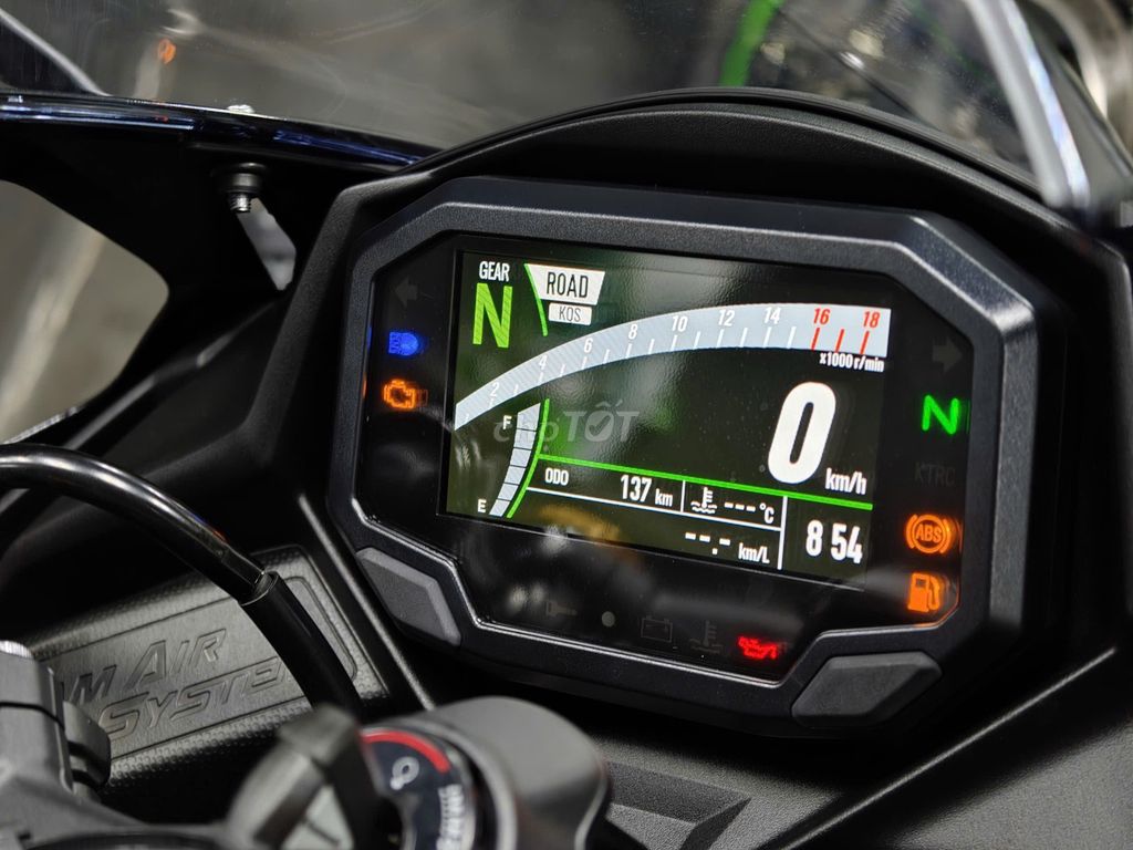 SIÊU LƯỚT ZX4R ODO CHỈ 137KM. Mua bán Xe máy tại Quận Tây Hồ Hà Nội được đăng bởi Tu Phamanh hình 3