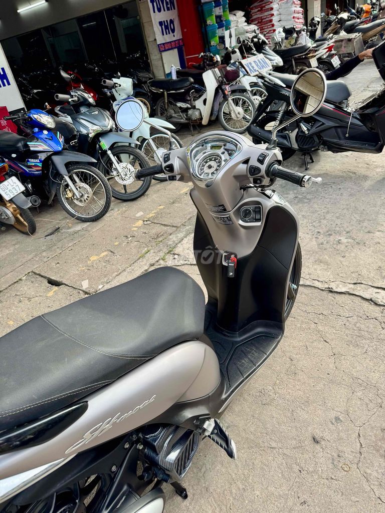 🔵🔵 SH Mode bạc đen đký cuối 2018 rất đẹp có góp. Mua bán Xe máy tại Thành phố Biên Hòa Đồng Nai được đăng bởi XE MÁY CŨ THÀNH MỸ  hình 12