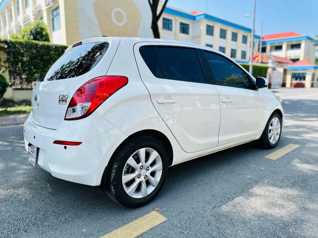 Hyundai i20 2013  1.4 AT -. Mua bán Ô tô tại Quận 1 Tp Hồ Chí Minh được đăng bởi AUTO 380 hình 5