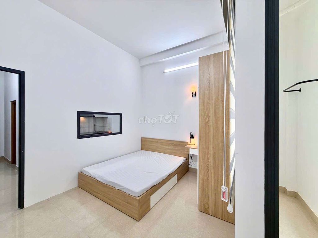 👉 Căn 1 phòng ngủ full nội thất ở ngay Bạch Đằng