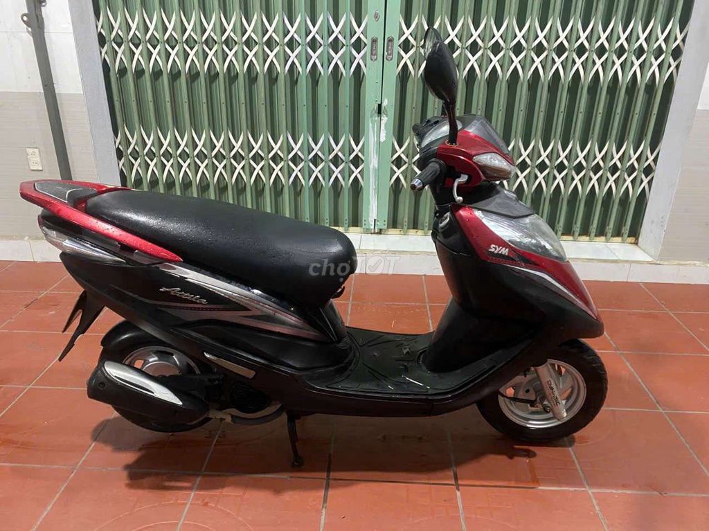 SYM Atila màu Đỏ đen. Mua bán Xe máy tại Quận Liên Chiểu Đà Nẵng được đăng bởi Bụi Quốc hình 4