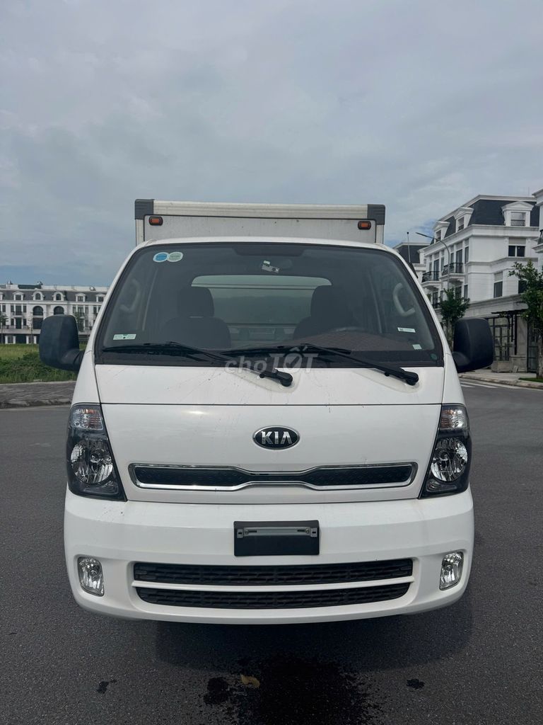 BÁN XE K250L -THÙNG KÍN - MÀU TRẮNG – NĂM 2024. Mua bán Xe tải, xe ben tại Thành phố Thái Bình Thái Bình được đăng bởi vũ quý tưởng hình 1