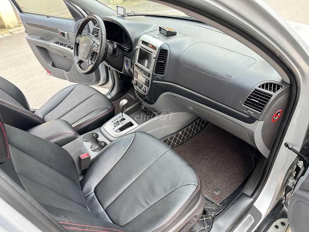 Hyundai Santafe 2.0L cuối 2012 Full Dầu. Mới Quá. Mua bán Ô tô tại Huyện Sóc Sơn Hà Nội được đăng bởi Salon Auto Đào Hằng hình 7