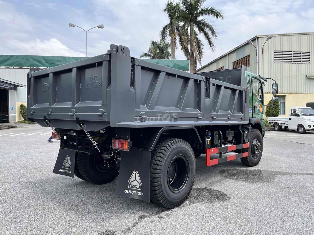 Thanh lý xe ben Howo 7 tấn_Thùng 5 khối. Mua bán Xe tải, xe ben tại Quận 12 Tp Hồ Chí Minh được đăng bởi Mr Thọ hình 2