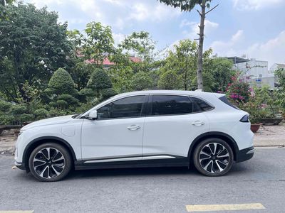 VinFast VF8 Plus 2023 Trắng 52.000 Km