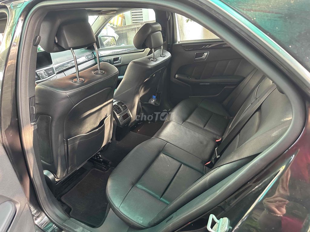 Mercedes Benz E Class 2009 E250 - 140000 km. Mua bán Ô tô tại Huyện Thường Tín Hà Nội được đăng bởi Bảo Long 0320 hình 6