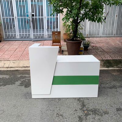 Quầy lễ tân, quầy thu ngân gỗ MDF chống ẩm 1m4. Mua bán Đồ chuyên dụng, Giống nuôi trồng tại Quận Gò Vấp Tp Hồ Chí Minh được đăng bởi Đoàn Thanh Nhàn