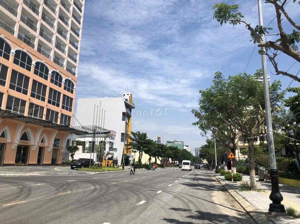Меблированный дом с пятью спальнями у моста Trần Thị Lý — фото 11