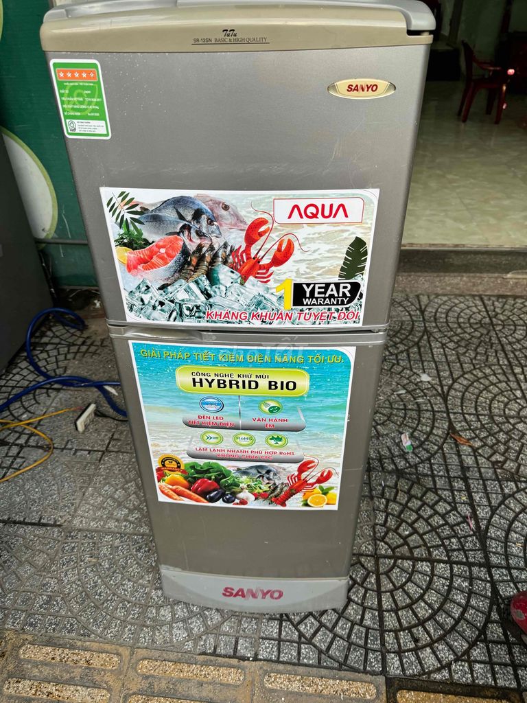 thanh lý tủ lạnh Aqua sanyo 150lít dang dùng