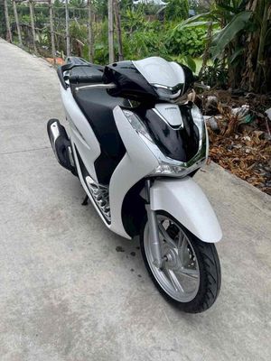 Cần bán sh 125 2020 1 chủ máy zin. Mua bán Xe máy tại Quận Kiến An Hải Phòng được đăng bởi Đức Anh 