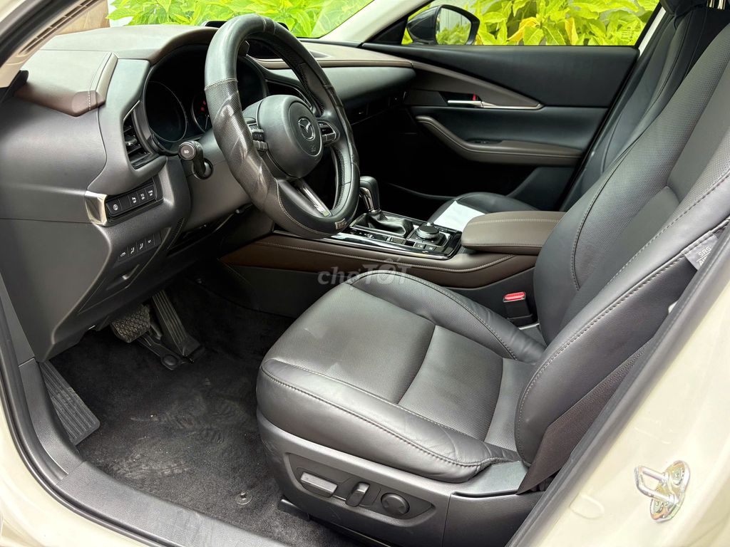 Mazda CX-30 2023 Premium 2.0 AT - 30000 km. Mua bán Ô tô tại Thành phố Thủ Đức Tp Hồ Chí Minh được đăng bởi Ô Tô Siêu Lướt  hình 8
