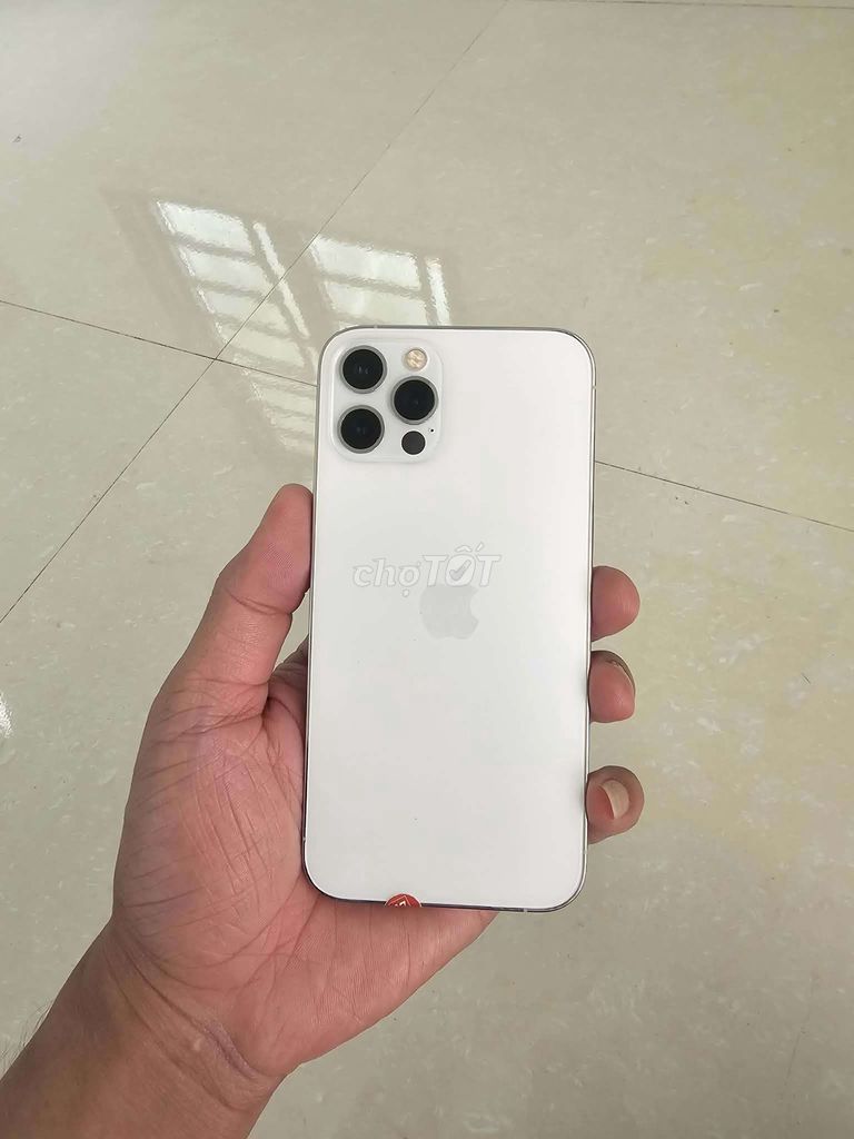 Apple iPhone 12 Pro 256GB Trắng Đã sử dụng. Mua bán Điện thoại tại Thành phố Gia Nghĩa Đắk Nông được đăng bởi Quang Trung hình 1