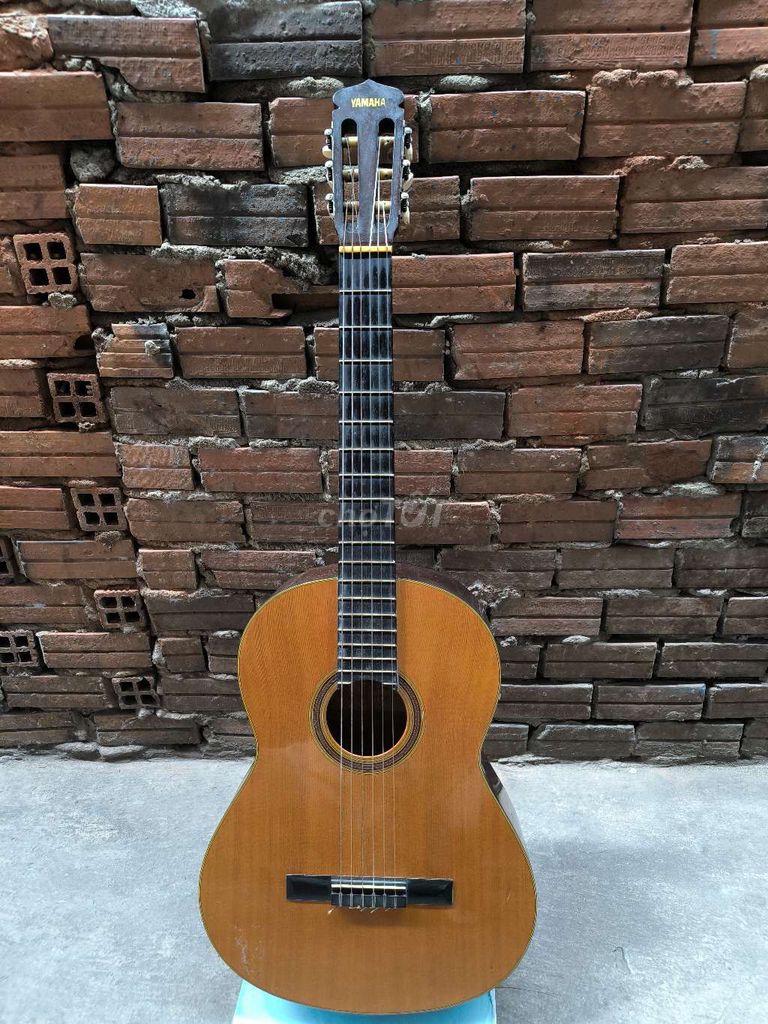 Đàn guitar Yamaha G-80 Nâu gỗ Cổ điển. Mua bán Nhạc cụ tại Thành phố Dĩ An Bình Dương được đăng bởi VI VĂN VIÊN hình 1