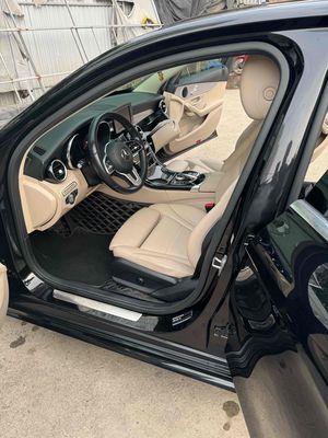 Mercedes-Benz C180 2021 Đen