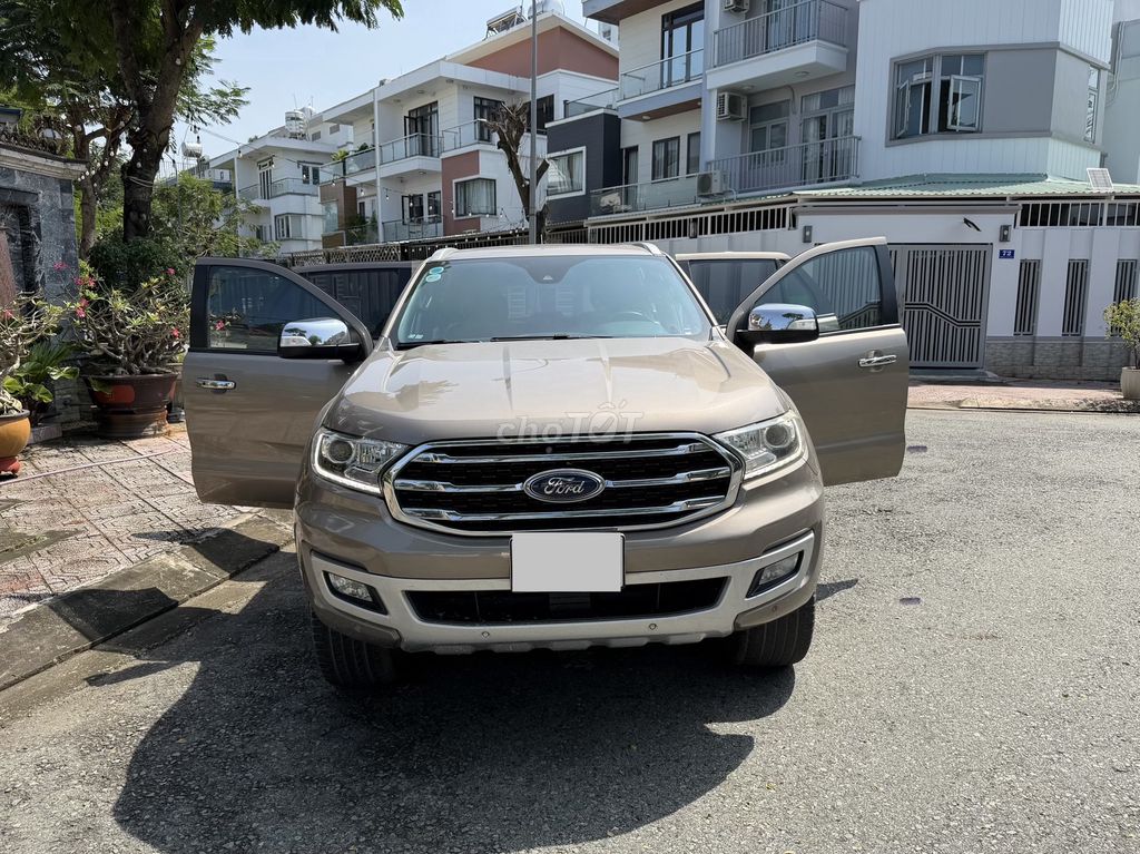 Bán Ford Everest 2020 Titanium 2 cầu full đẹp. Mua bán Ô tô tại Quận 12 Tp Hồ Chí Minh được đăng bởi Khánh hình 3