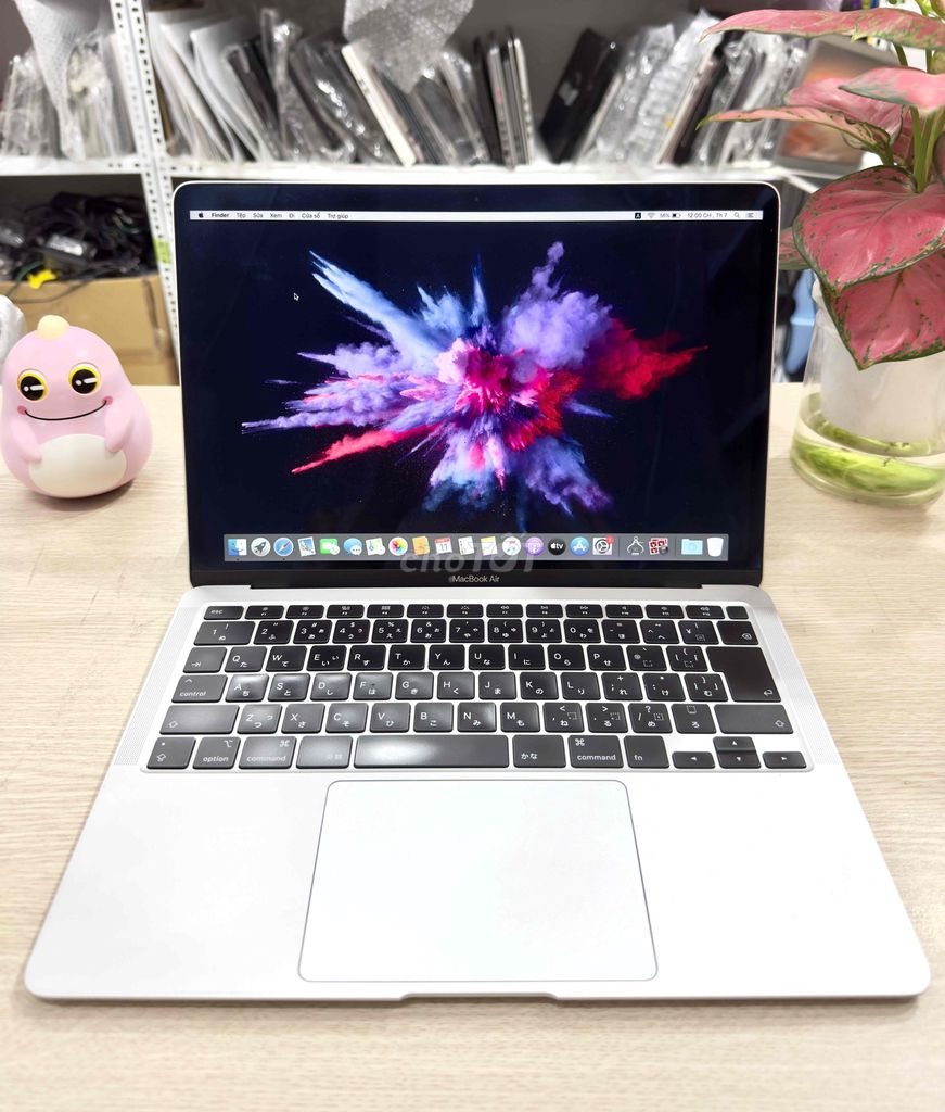 Macbook Air 2020 i3 Ram8 SSD 256GB pin new máy zin. Mua bán Laptop tại Quận Hai Bà Trưng Hà Nội được đăng bởi Akiba shop hình 1