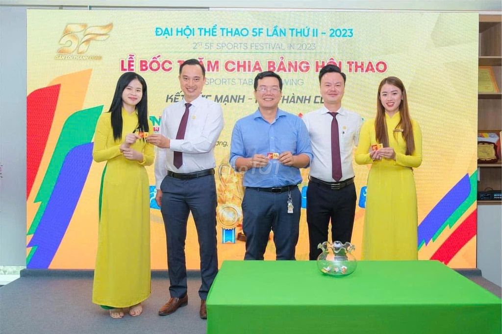 https://cdn.chotot.com/jgYi8UN7TYb0k-AruIpwecMNnKLX4gGshol0YabvQJQ/preset:view/plain/55c389e93011222c274f6b7d1aa8a822-2923466274533790409.jpg
