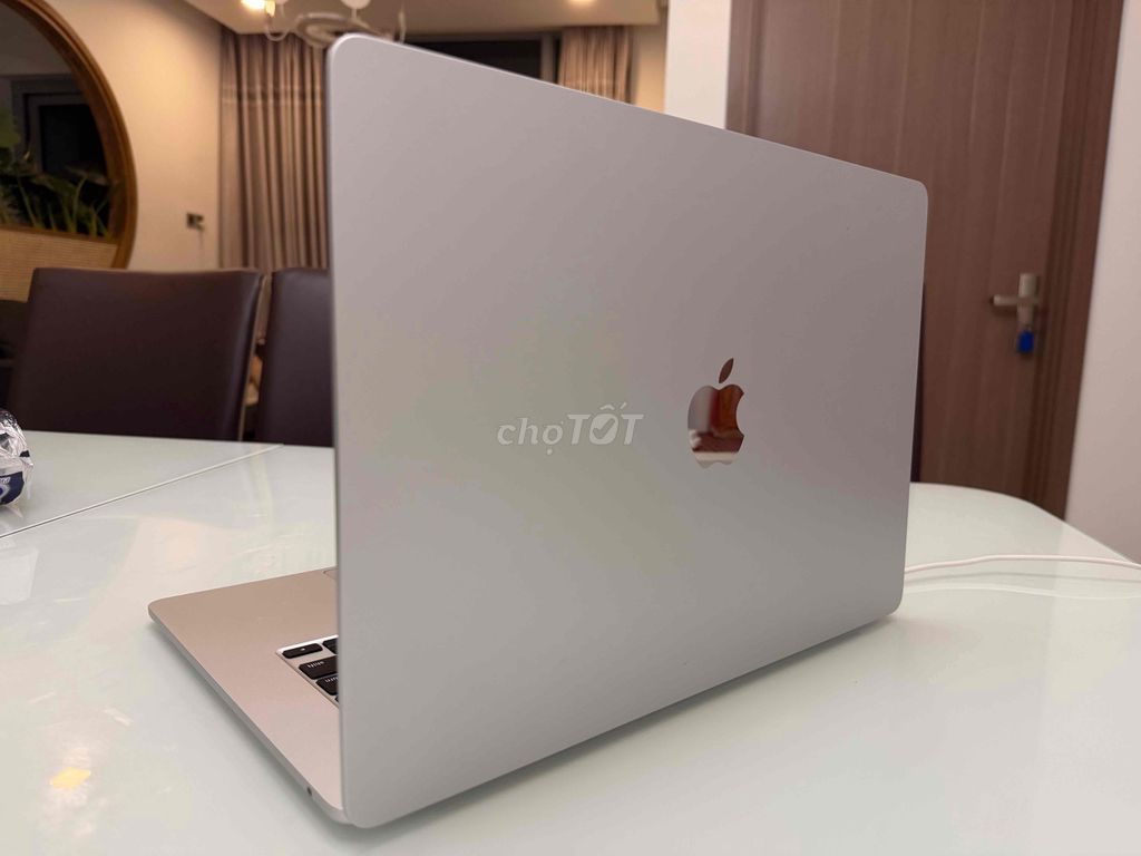 Apple MacBook Air 15 inch M4 16GB/512GB Bạc. Mua bán Laptop tại Quận Bình Thạnh Tp Hồ Chí Minh được đăng bởi     Đặng Gia Lâm hình 1