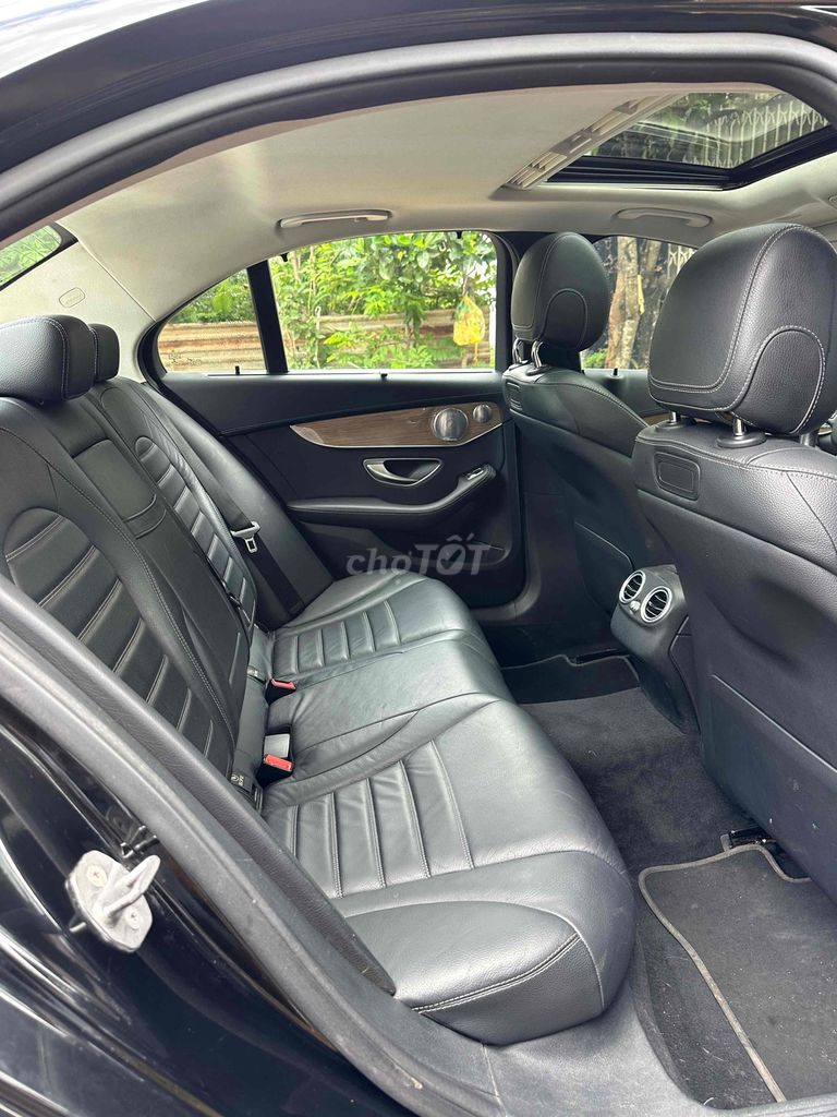 Mercedes Benz C Class 2017 C250 Exclusive. Mua bán Ô tô tại Thành phố Buôn Ma Thuột Đắk Lắk được đăng bởi AUTO Anh Phát hình 4