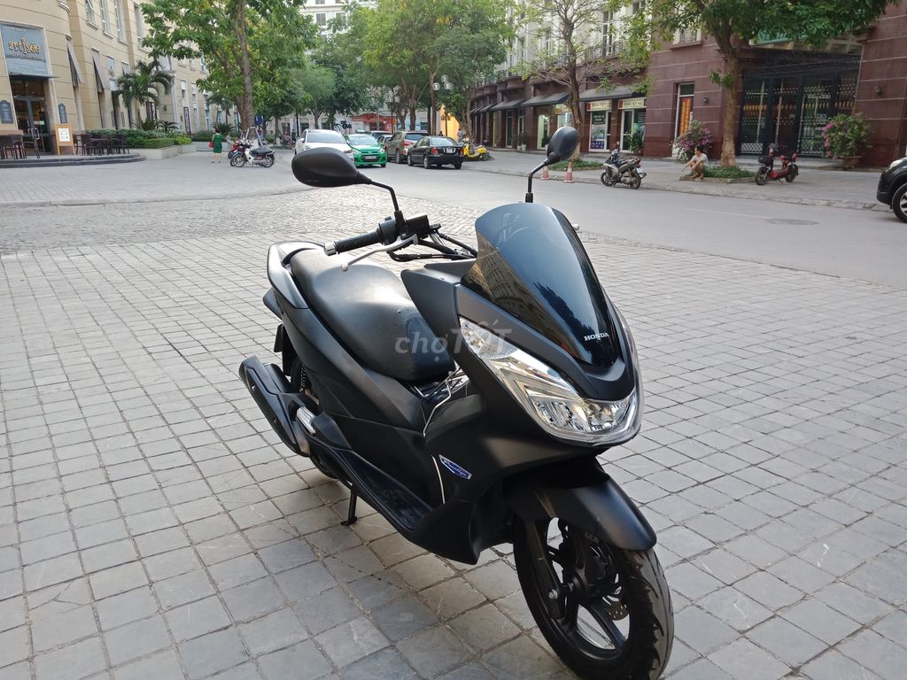HONDA PCX 125 MÀU ĐEN NHÁM  BAO ZIN BAO CHẤT. Mua bán Xe máy tại Quận Nam Từ Liêm Hà Nội được đăng bởi THANH BÌNH hình 6