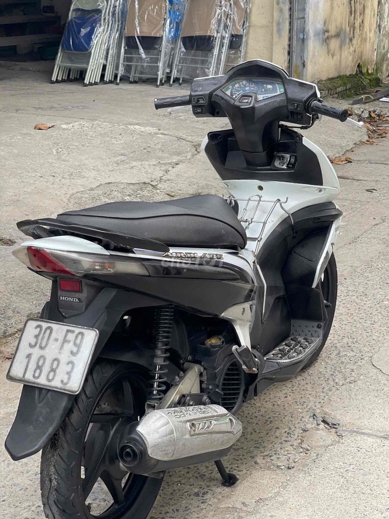 HONDA AIRBLADE 2011 xe chạy êm, còn đẹp. Mua bán Xe máy tại Quận Nam Từ Liêm Hà Nội được đăng bởi Minh Minh hình 6