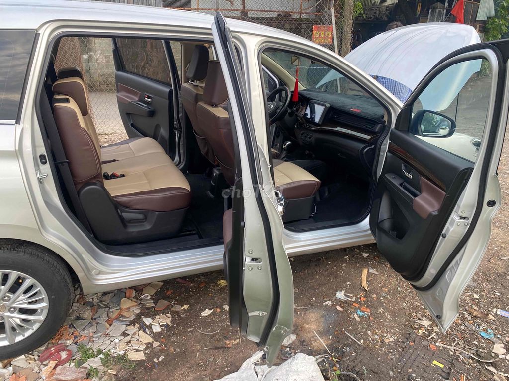 Suzuki Ertiga 2019 GLX 4AT - 10000 km. Mua bán Ô tô tại Thành phố Thủ Đức Tp Hồ Chí Minh được đăng bởi Hồng  hình 13