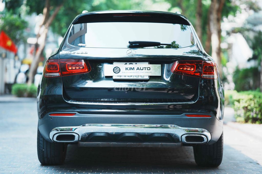 Mercedes Benz GLC200 4MATIC 2020 - 42000 km. Mua bán Ô tô tại Quận Thanh Xuân Hà Nội được đăng bởi Trần Trí Cường hình 5