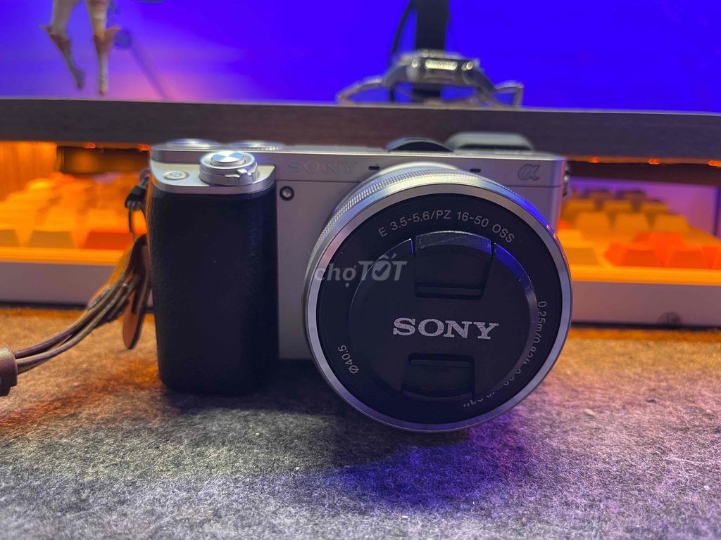Máy ảnh Sony a6000 Bạc. Mua bán Máy ảnh, Máy quay tại Huyện Tân Hiệp Kiên Giang được đăng bởi Phạm Hy hình 1
