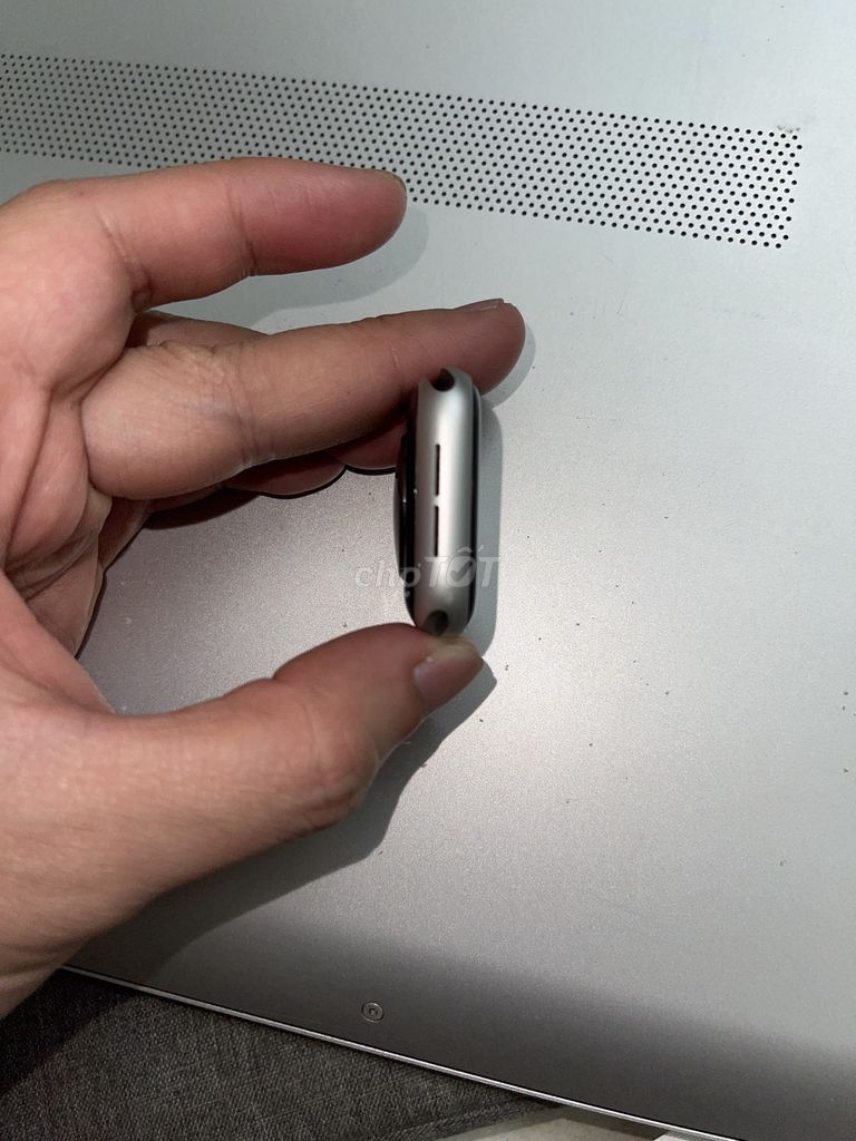 Bán xác Apple Watch s5 40mm