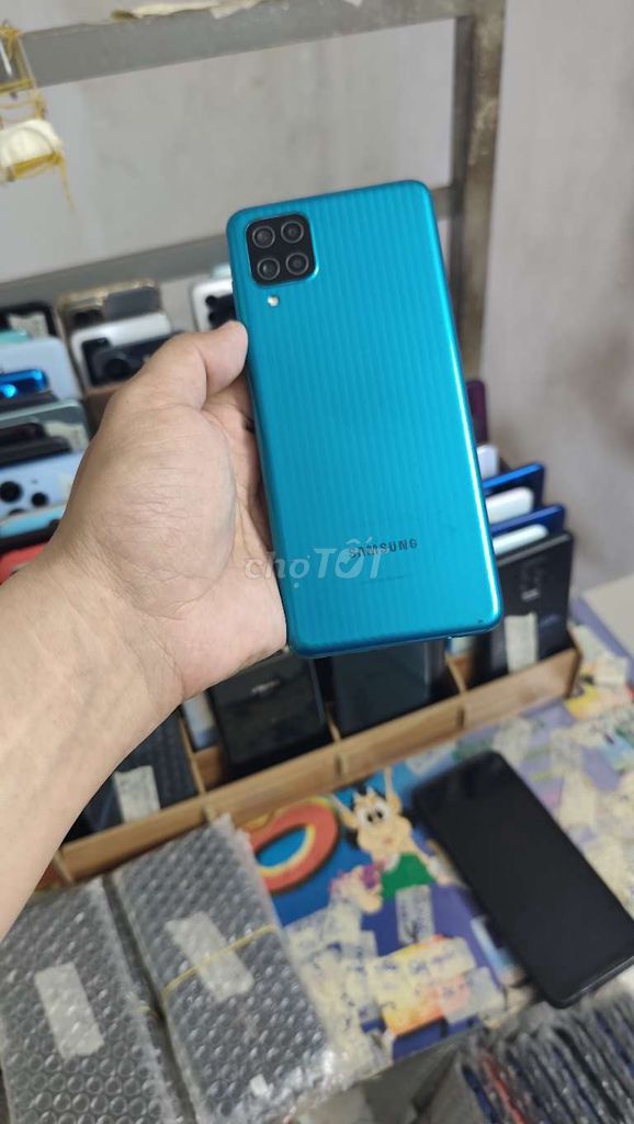Samsung M12, 32gb, pin 6000. Mua bán Điện thoại tại Quận Gò Vấp Tp Hồ Chí Minh được đăng bởi A LONG   nhận thanh toán THẺ TÍN DỤNG hình 1