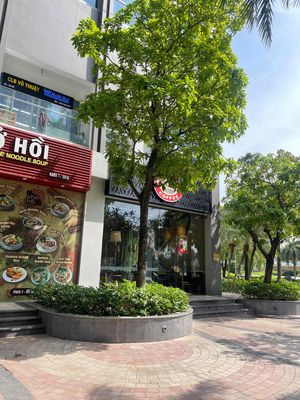 Tuyển 2 nv phụ chốt đơn tại Vinhomes Central Park. Việc làm tại Quận Bình Thạnh Tp Hồ Chí Minh được đăng bởi Liên Huỳnh