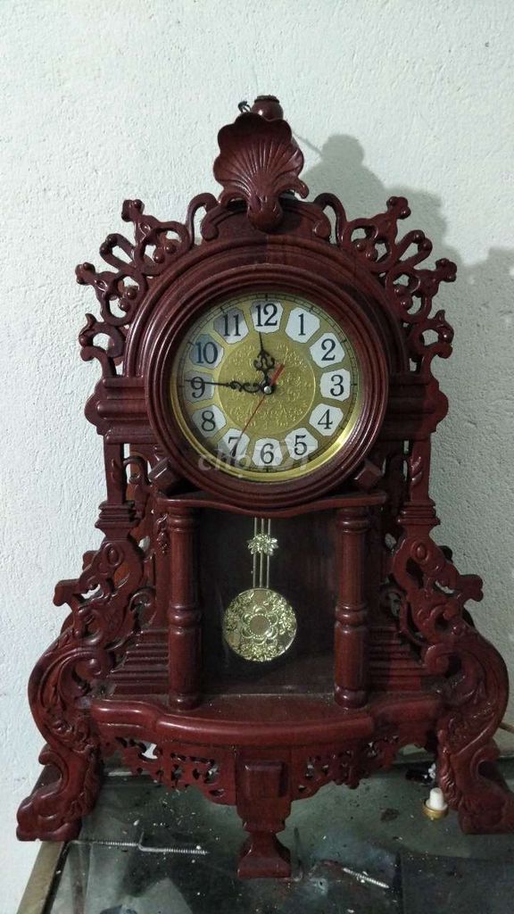 Đồng hồ quả lắc Gỗ Nâu. Mua bán Đồ sưu tầm, đồ cổ tại Quận 8 Tp Hồ Chí Minh được đăng bởi Hoàng Kha hình 1