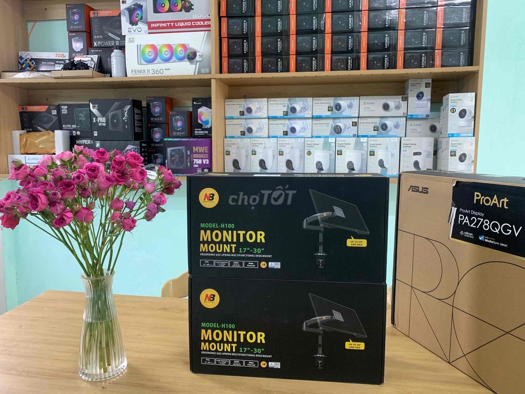 Giá đỡ màn hình NB H100 Đen 17-30 inch. Mua bán Phụ kiện (Màn hình, Chuột...) tại Thành phố Quảng Ngãi Quảng Ngãi được đăng bởi Máy Tính Thế Nhân hình 1