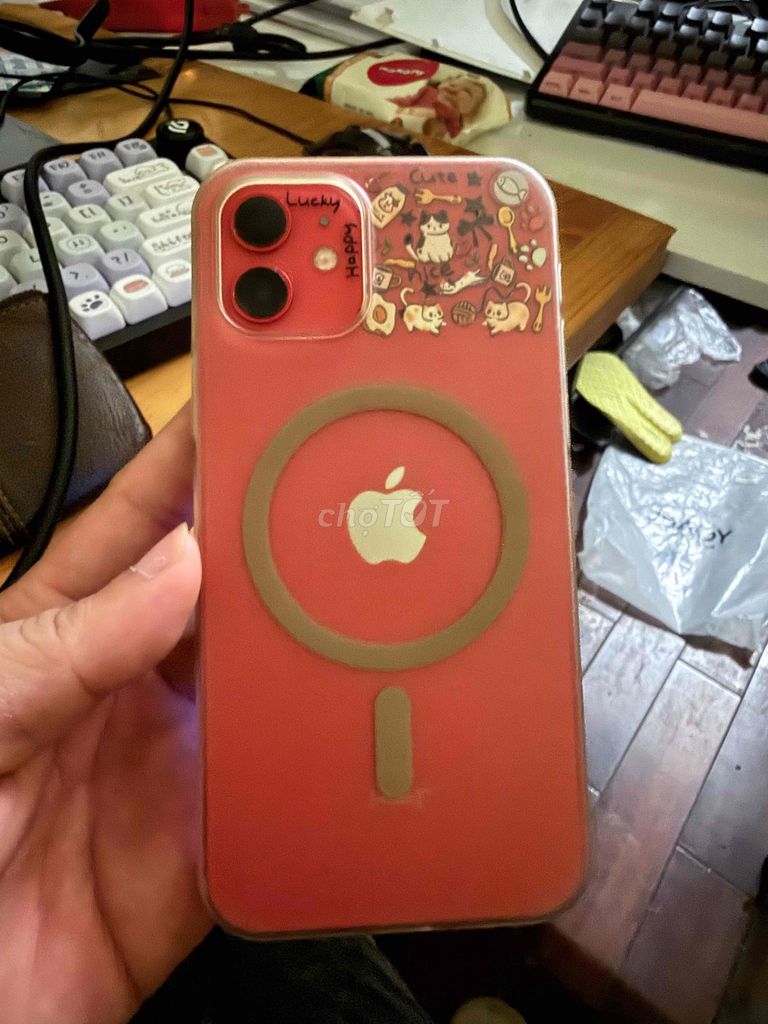 Apple iPhone 12 64GB Đỏ VNA. Mua bán Điện thoại tại Quận Bắc Từ Liêm Hà Nội được đăng bởi Nguyễn Sơn hình 1