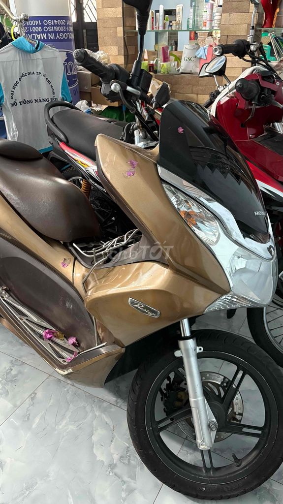 Honda PCX 125 xe zin đẹp máy êm ru chạy mạnh,rẻ. Mua bán Xe máy tại Quận Tân Phú Tp Hồ Chí Minh được đăng bởi BINH MOTO hình 3